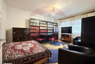 Apartament cu 4 camere decomandat în Central - 9