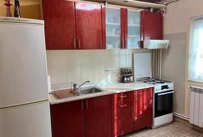 Apartament cu 3 camere semidecomandat, mobilat în Spitalul Județean - 3