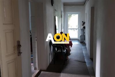 Casă individuală cu 10 camere cu Canalizare în Central - 30