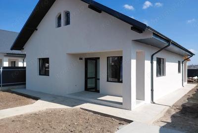 Casă cu Teren 420 Mp în Șendreni - 16