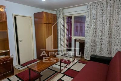 Apartament cu 3 camere semidecomandat, mobilat în Șagului - 1