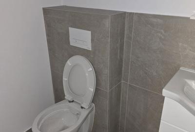 Spațiu comercial, în Central - 3