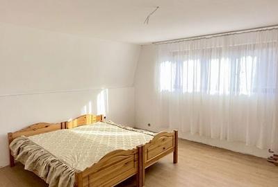 Casă cu 4 camere în Proieni - 12