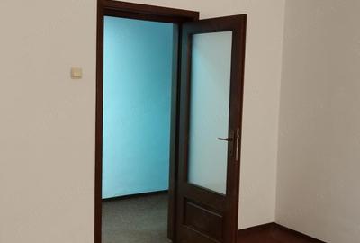 Apartament cu 3 camere decomandat în Central - 6
