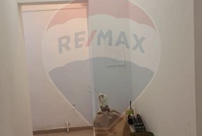 Spațiu comercial, de 74 mp, în Central - 1