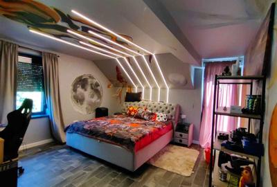 Casă cu 4 camere în Central - 8