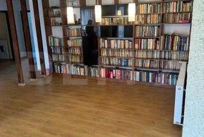 Casă cu Teren 3000 Mp în Central - 4