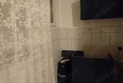 Garsonieră decomandată în Rahova - 8