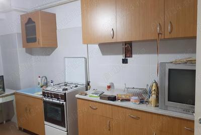 Garsonieră decomandată în Barieră - 17