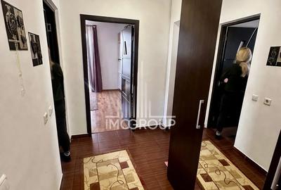 Apartament cu 54 camere decomandat, mobilat în Florești