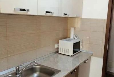 Garsonieră decomandată în Central - 6