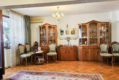 Apartament cu 4 camere decomandat în P-ța Muncii - 2