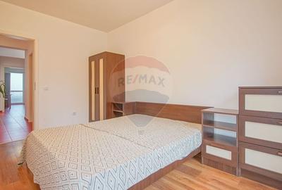 Apartament spatios cu gradina, vedere la munte si potential comercial - 23