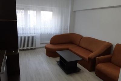Apartament cu 2 camere decomandat în Intim - 1