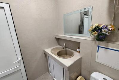 Spatiu comercial de inchiriat in zona Titan - 4