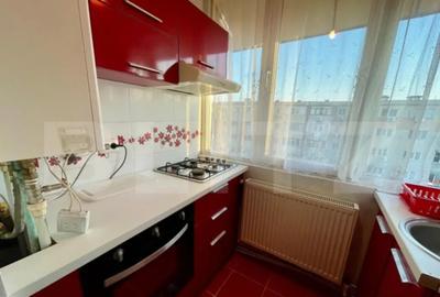 Apartament cu 3 camere decomandat, mobilat în Sărari - 3