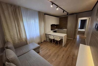 Zona centrala apartament 2 camere, decomandat, etaj 1, finisat, mobilat si utilat Zona centrala apartament 2 camere, decomandat, etaj 1, finisat, mobilat si utilat - 2