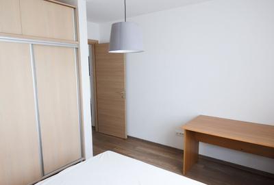 Apartament cu 2 camere decomandat, mobilat în Tractorul - 9