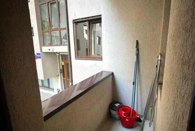 Garsoniera trapezului-bloc nou-centrala proprie-modern-metrou 8 minute - 2