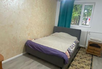 Apartament cu 4 camere decomandat în Tânganu - 2