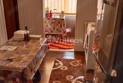 Apartament cu 2 camere semidecomandat în Micro III
