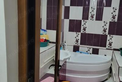 Vand casa cu etaj zona centrala Rm sarat 115.000 euro - 3