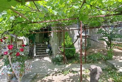 Casă cu 5 camere în Central - 1