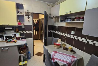 Apartament cu 2 camere decomandat în Central - 3