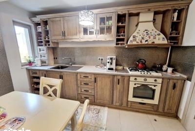 Apartament cu 3 camere decomandat în Calea București - 7