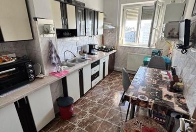 Apartament 3 camere decomandat - Tomis Nord - 5
