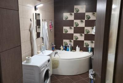 Apartament cu 3 camere semidecomandat, mobilat în Florești - 8