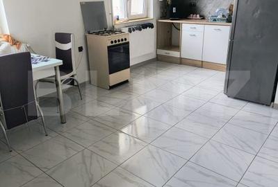 Apartament cu 3 camere semidecomandat în Central - 7
