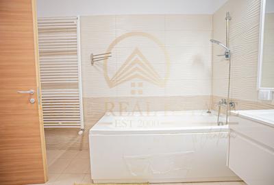 Ultracentral - Proprietate comercială P+M la 200 m de mare. - 29