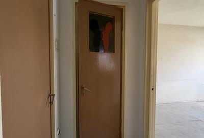Apartament cu 2 camere semidecomandat în Drumul Taberei - 8