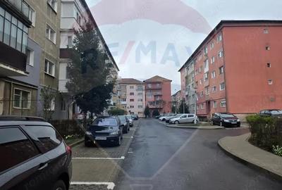 Apartament cu 2 camere decomandat în Vitrometan - 8