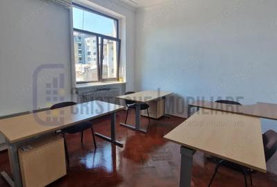 Birou deosebit in P-?a Romana, doua incapari cu suprafa?a totala de 25 mp.