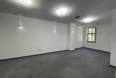 Apartament cu 5 camere decomandat în Central - 8