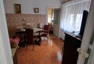 Casă cu 5 camere cu Teren 325 Mp în Tomis I - 5