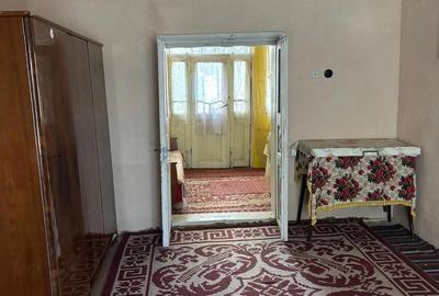 Casă cu 4 camere cu Teren 700 Mp în Bivolari - 2