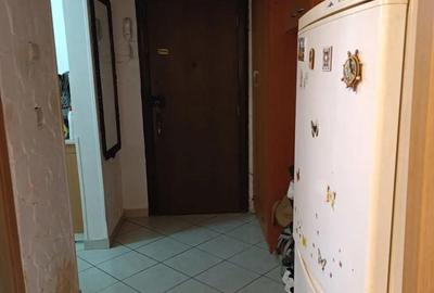 Garsonieră decomandată în Titan - 3