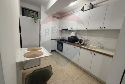 Apartament cu 3 camere de închiriat în zona Valea Rosie - 4