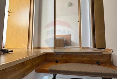 Apartament cu 3 camere decomandat în Vasile Aaron - 3