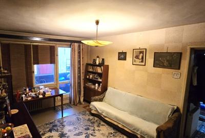 De vanzare - Apartament Metrou Costin Georgian - 1