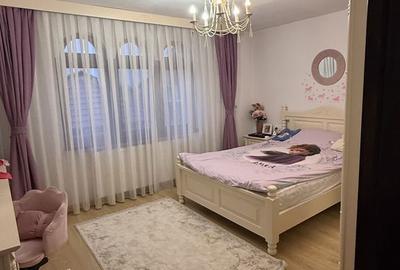 Casă cu 5 camere cu Teren 433 Mp în Central - 11