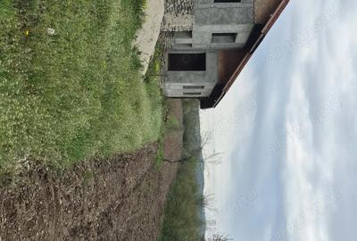 Casă cu 6 camere în Ceauru - 7