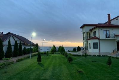 Casă individuală cu 5 camere cu Teren 1800 Mp în Vânători - 1