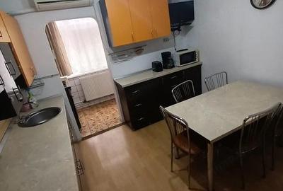 Apartament cu 2 camere decomandat în Micro IV - 9