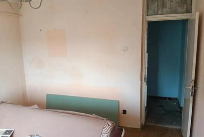 Apartament 2 camere decomandat, zona Buzaului. - 3