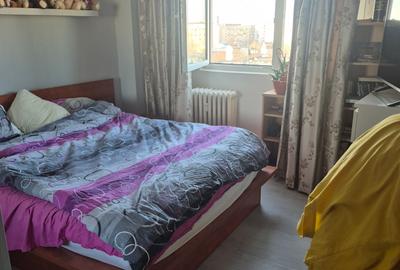 Apartament cu 4 camere decomandat în Crângași - 11