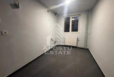 Apartament la casa cu 2 camere, curte proprie, Ghiroda - 5